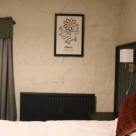 Black Dog Inn Болтон Экстерьер фото
